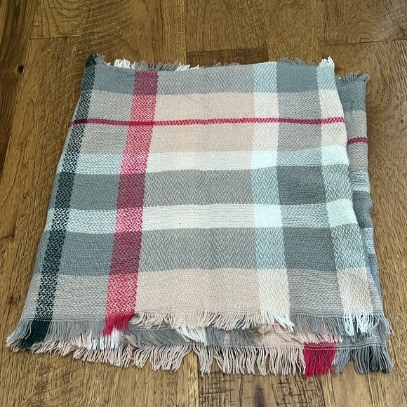 Woman’s Colorful Plaid Scarf - Picture 3 of 4